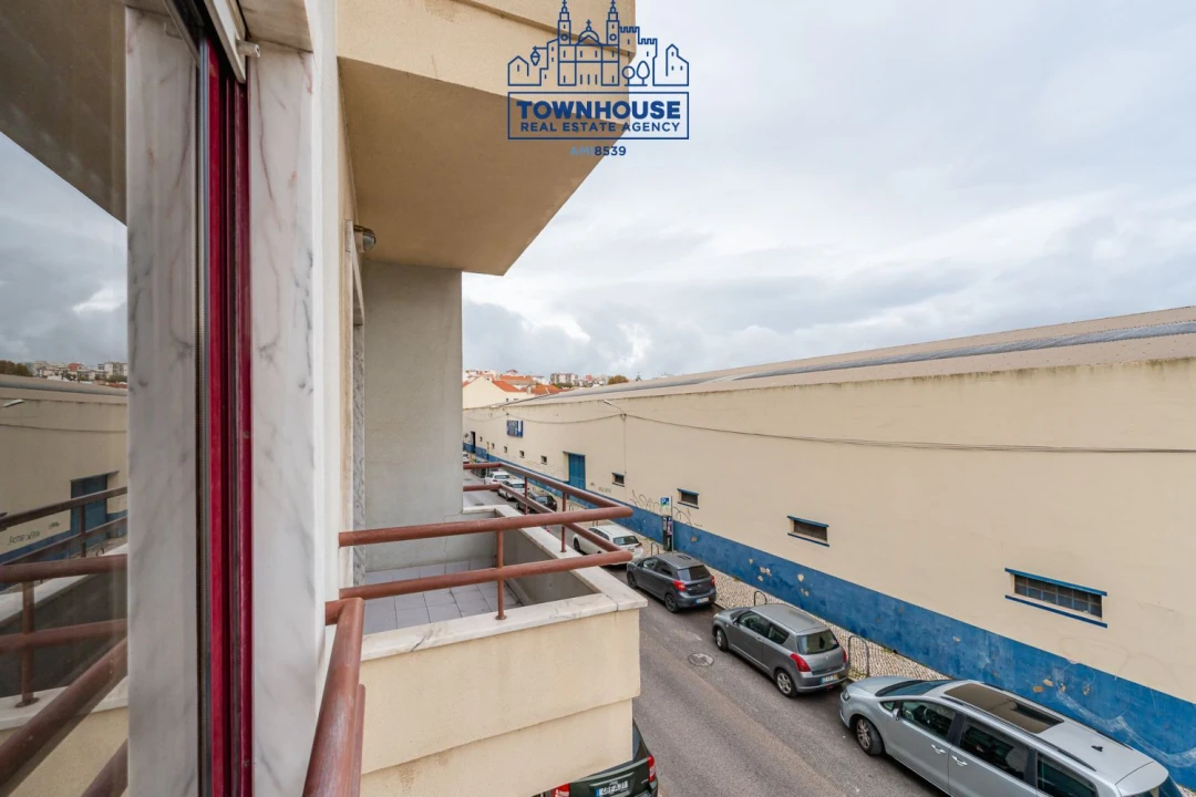 Apartamento T3 para Venda em Almada, Cova da Piedade, Pragal e Cacilhas Foto 25