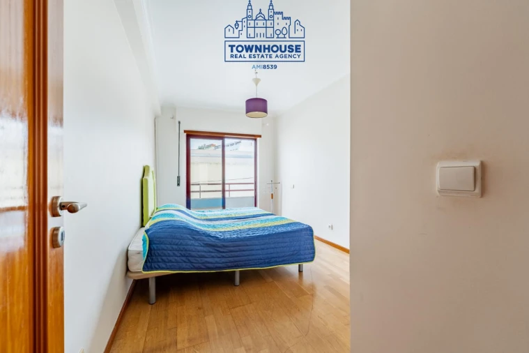 Apartamento T3 para Venda em Almada, Cova da Piedade, Pragal e Cacilhas Foto 15