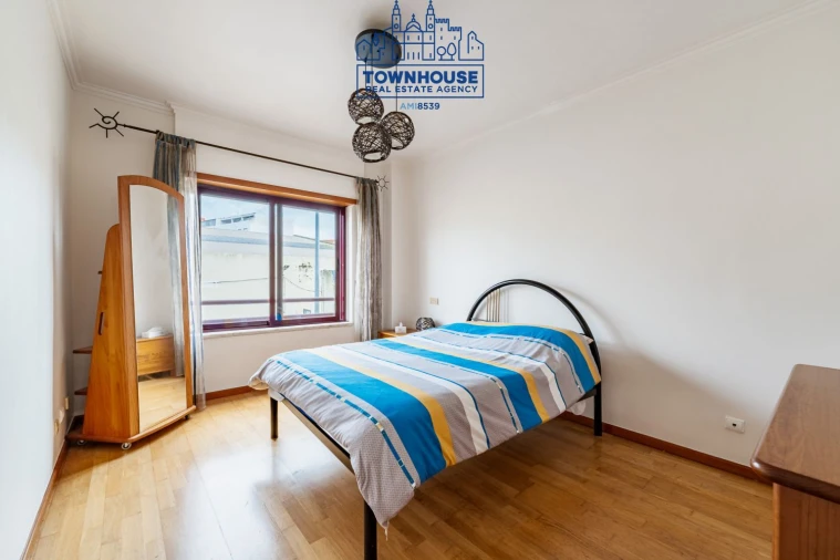 Apartamento T3 para Venda em Almada, Cova da Piedade, Pragal e Cacilhas Foto 21