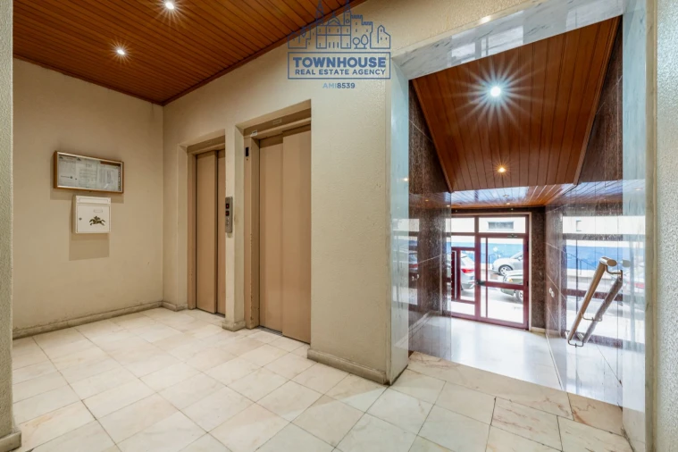 Apartamento T3 para Venda em Almada, Cova da Piedade, Pragal e Cacilhas Foto 32