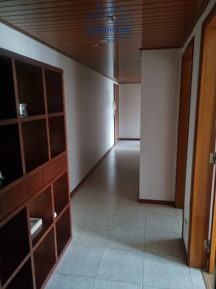 Apartamento T3 para Venda em Almada, Cova da Piedade, Pragal e Cacilhas Foto 15