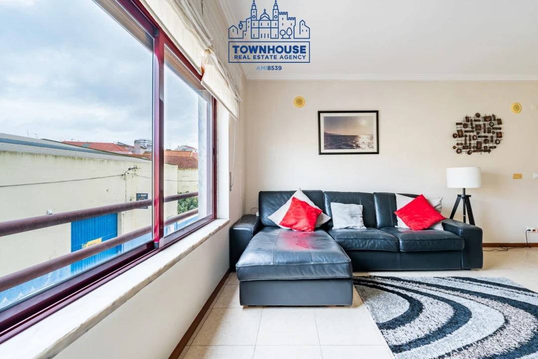 Apartamento T3 para Venda em Almada, Cova da Piedade, Pragal e Cacilhas Foto 9