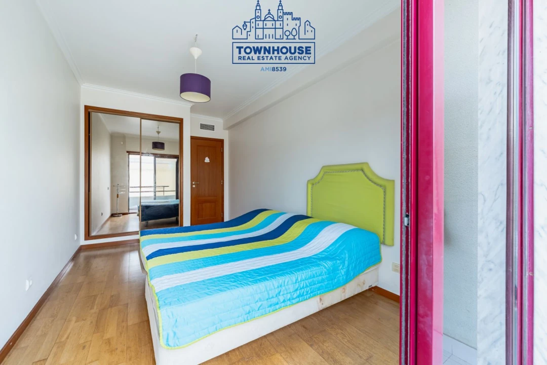 Apartamento T3 para Venda em Almada, Cova da Piedade, Pragal e Cacilhas Foto 17