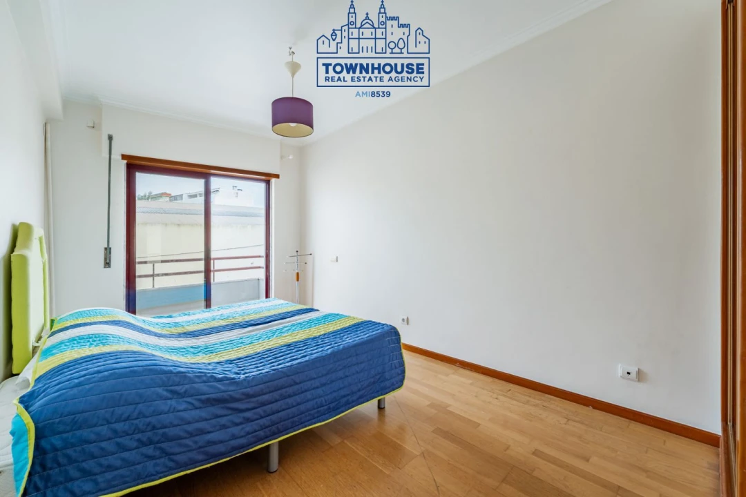 Apartamento T3 para Venda em Almada, Cova da Piedade, Pragal e Cacilhas Foto 16