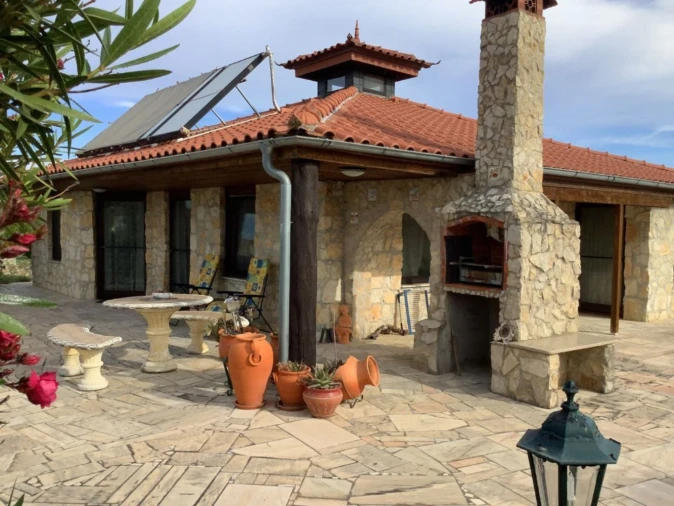 Moradia T2 para Venda em Monte da Pedra Foto 5