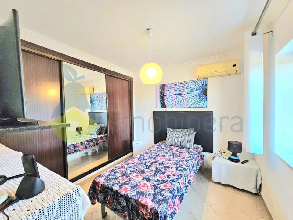 Moradia T3 para Venda em Armação de Pera Foto 26