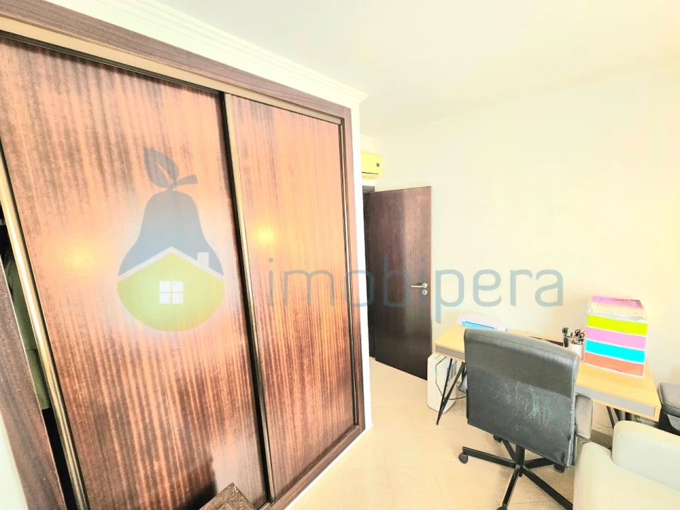 Moradia T3 para Venda em Armação de Pera Foto 41