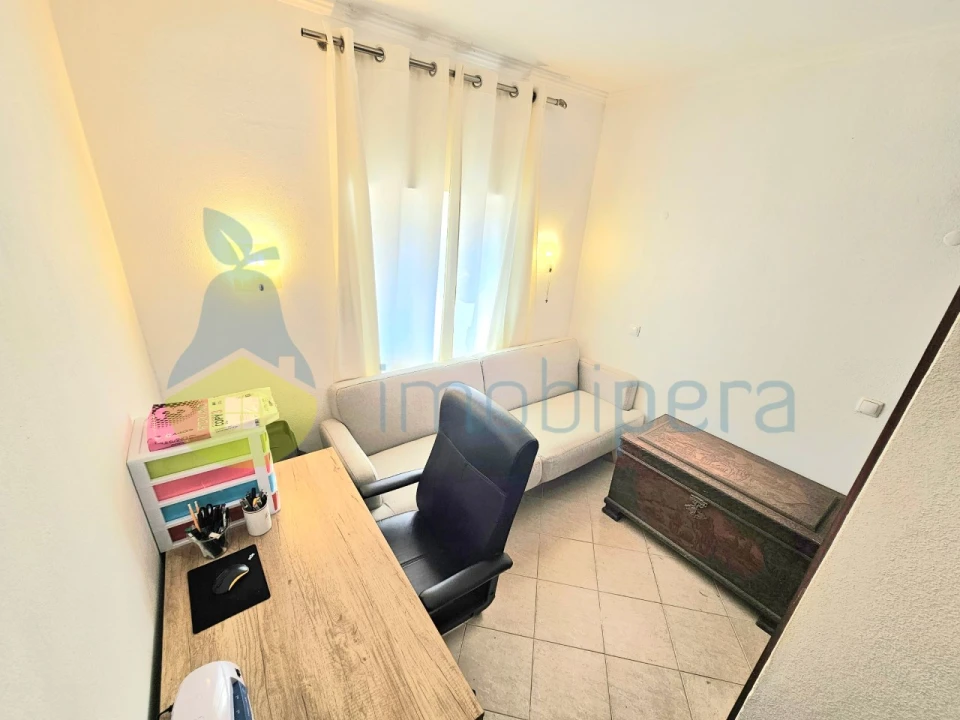 Moradia T3 para Venda em Armação de Pera Foto 43