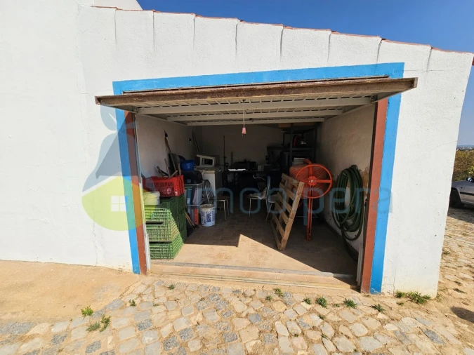 Moradia T3 para Venda em Armação de Pera Foto 5