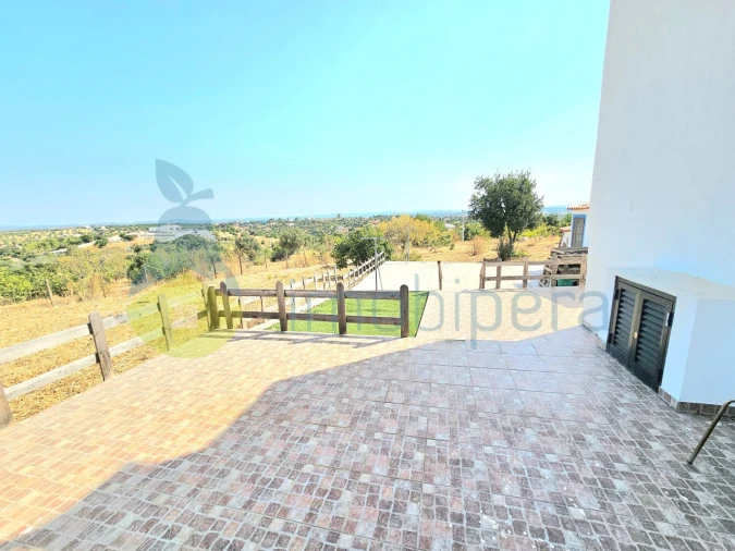 Moradia T3 para Venda em Armação de Pera Foto 23