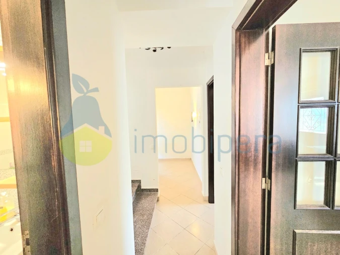 Moradia T3 para Venda em Armação de Pera Foto 24