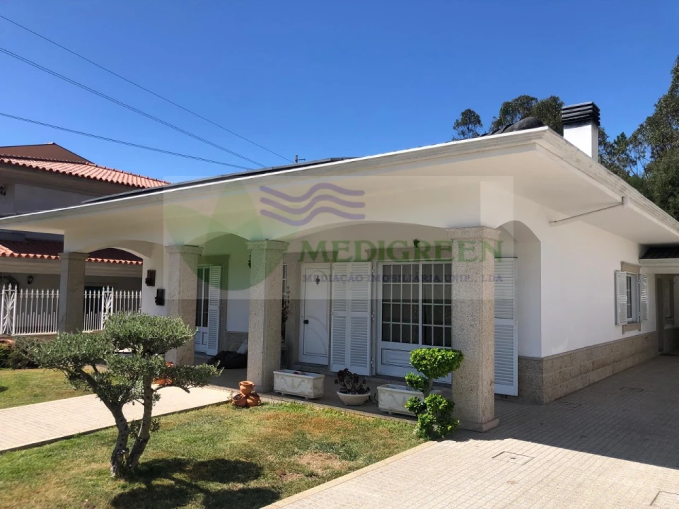 Moradia T3 para Venda em São João de Ver Foto 1