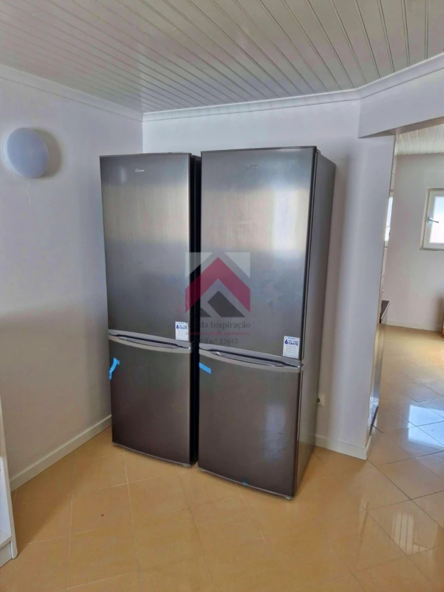 Moradia T9 para Venda em Ajuda Foto 8