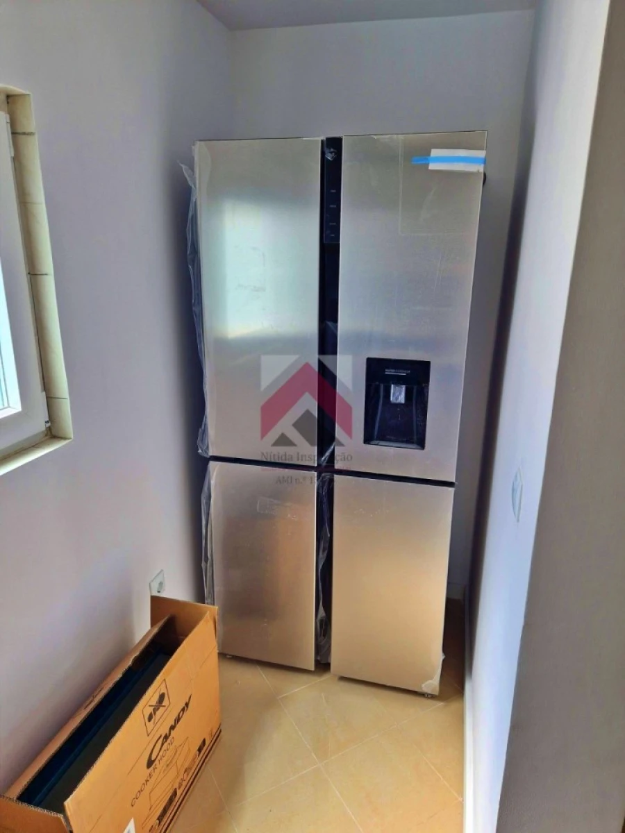 Moradia T9 para Venda em Ajuda Foto 9