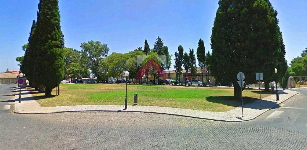 Moradia T9 para Venda em Ajuda Foto 14