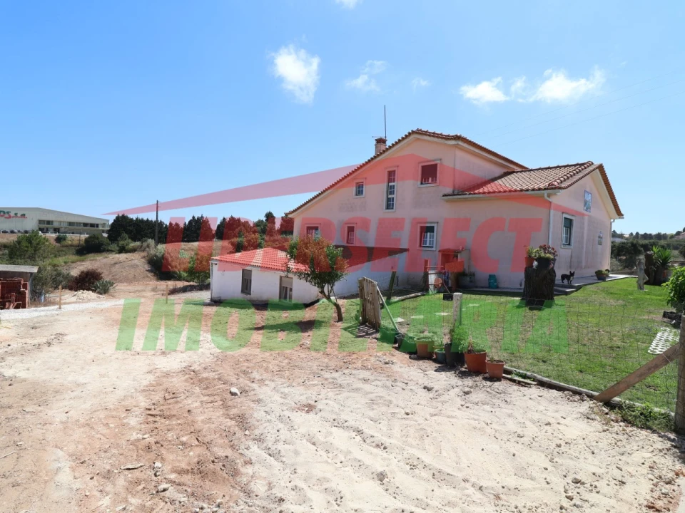 Moradia T5 para Venda em A dos Cunhados e Maceira Foto 4