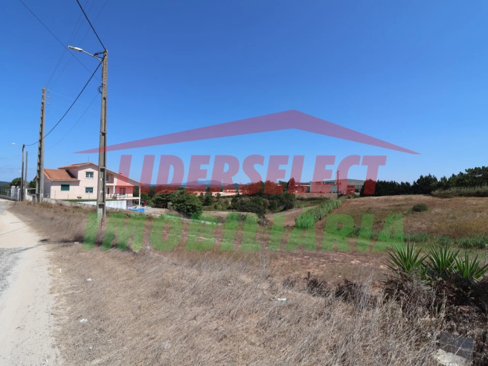 Moradia T5 para Venda em A dos Cunhados e Maceira Foto 11