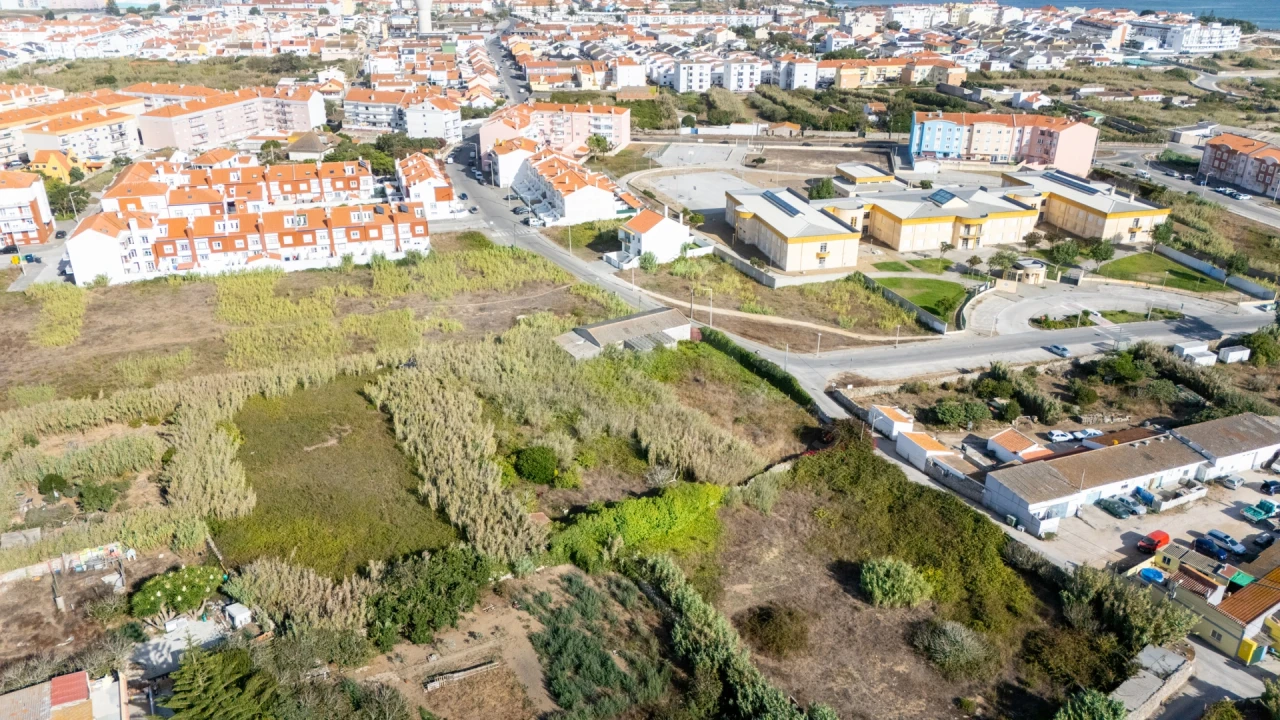 Terreno para Venda em Peniche Foto 7