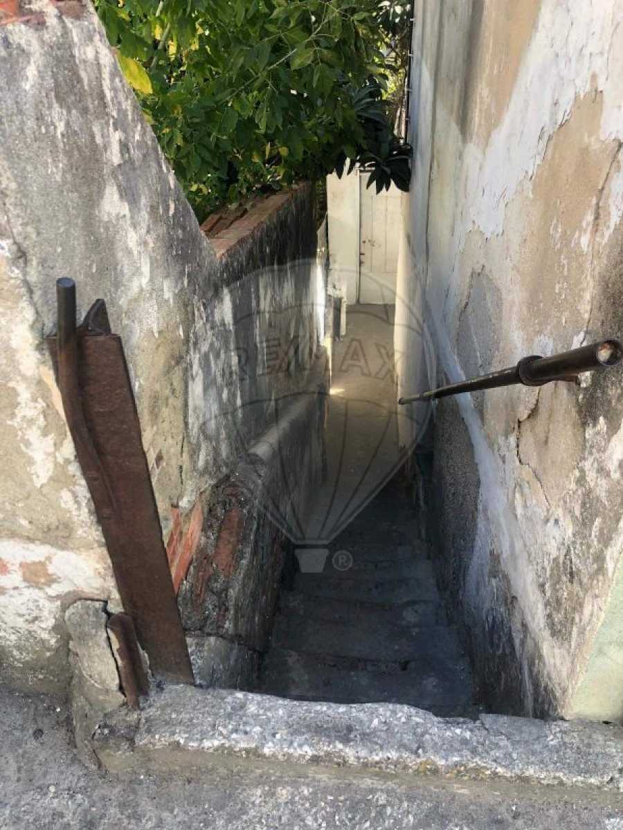 Moradia T6 para Venda em Sacavém e Prior Velho Foto 4