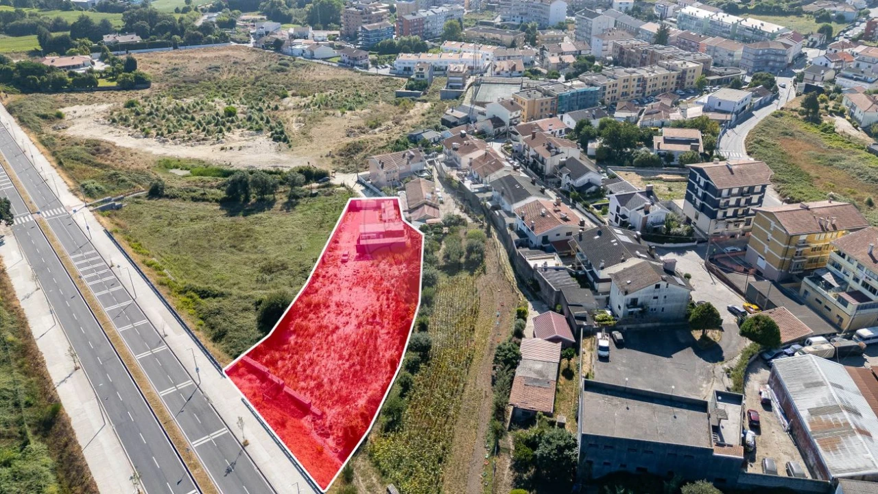 Terreno para Venda em Rio Tinto Foto 9