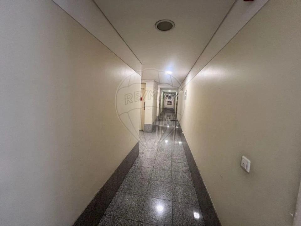 Apartamento T2 para Venda em Oliveira do Douro Foto 11