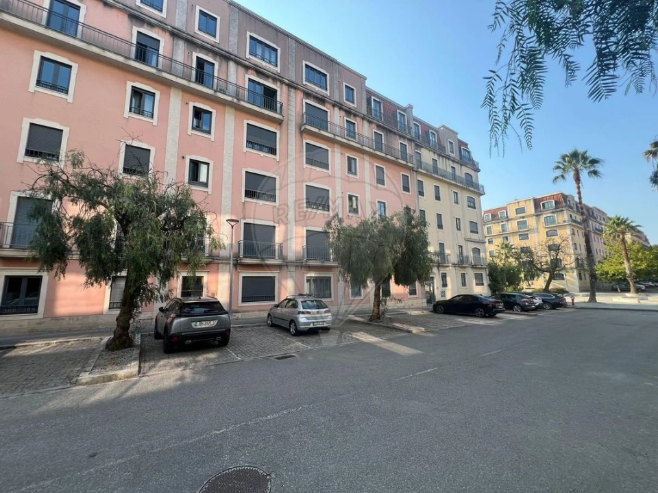 Apartamento T2 para Venda em Oliveira do Douro Foto 12