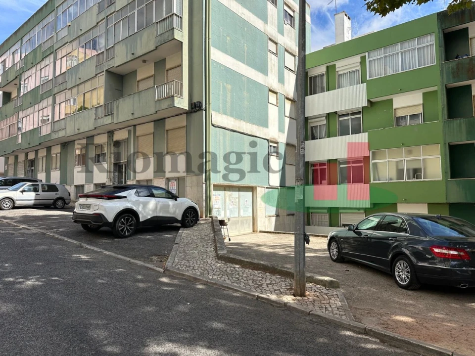 Armazém para Arrendamento em Agualva e Mira-Sintra Foto 12