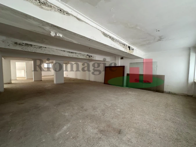 Armazém para Arrendamento em Agualva e Mira-Sintra Foto 3