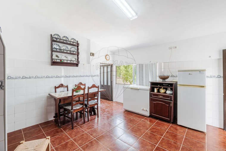 Moradia T3 para Venda em Gafanhoeira (São Pedro) e Sabugueiro Foto 24