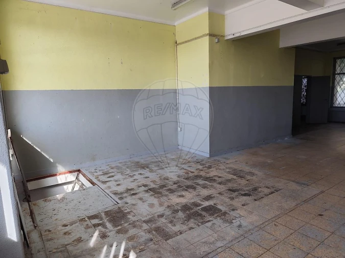 Loja para Venda em Azambuja Foto 10