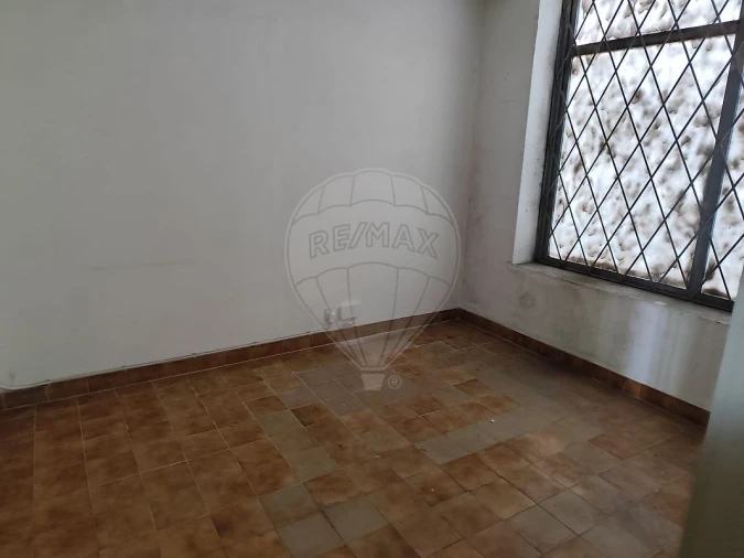 Loja para Venda em Azambuja Foto 6