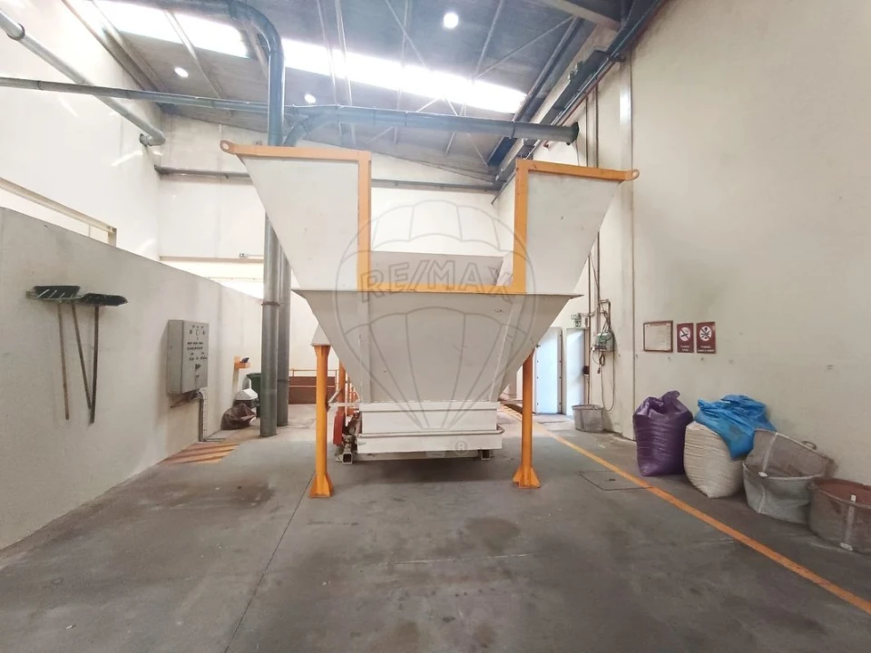 Armazém para Venda em Gavião e Atalaia Foto 22