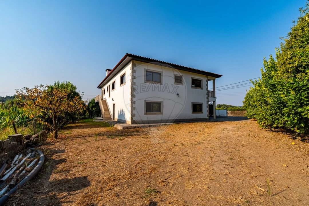 Moradia T3 para Venda em Lemenhe, Mouquim e Jesufrei Foto 4