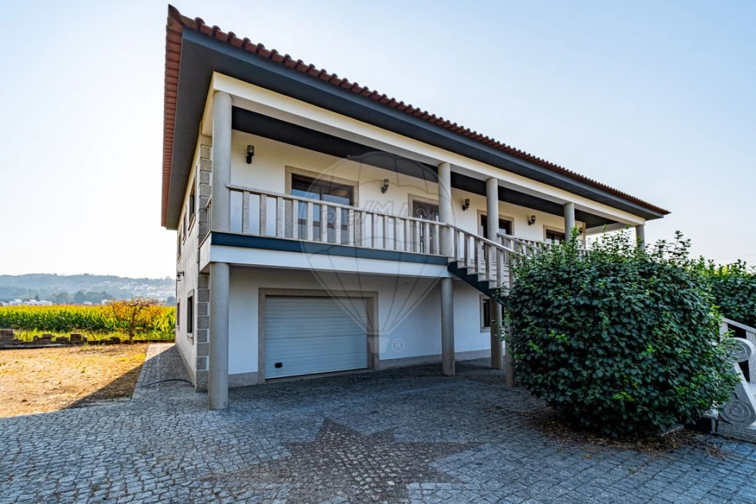 Moradia T3 para Venda em Lemenhe, Mouquim e Jesufrei Foto 1