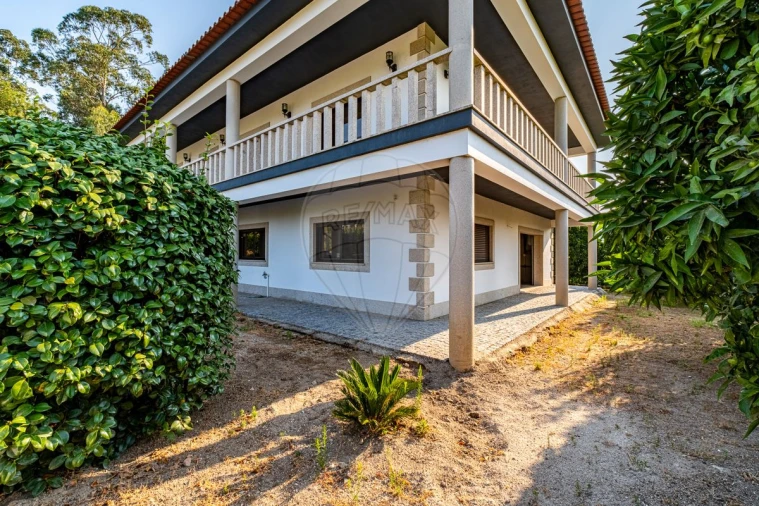 Moradia T3 para Venda em Lemenhe, Mouquim e Jesufrei Foto 2