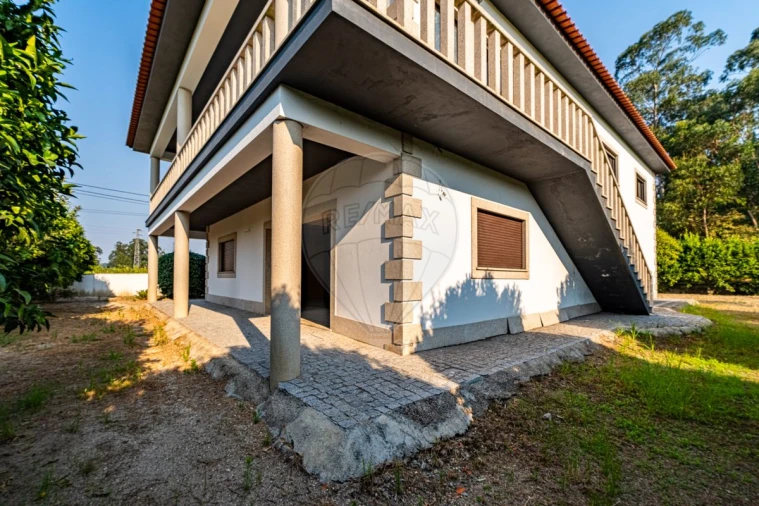 Moradia T3 para Venda em Lemenhe, Mouquim e Jesufrei Foto 3