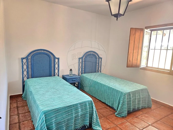 Moradia T6 para Venda em Viana do Alentejo Foto 13