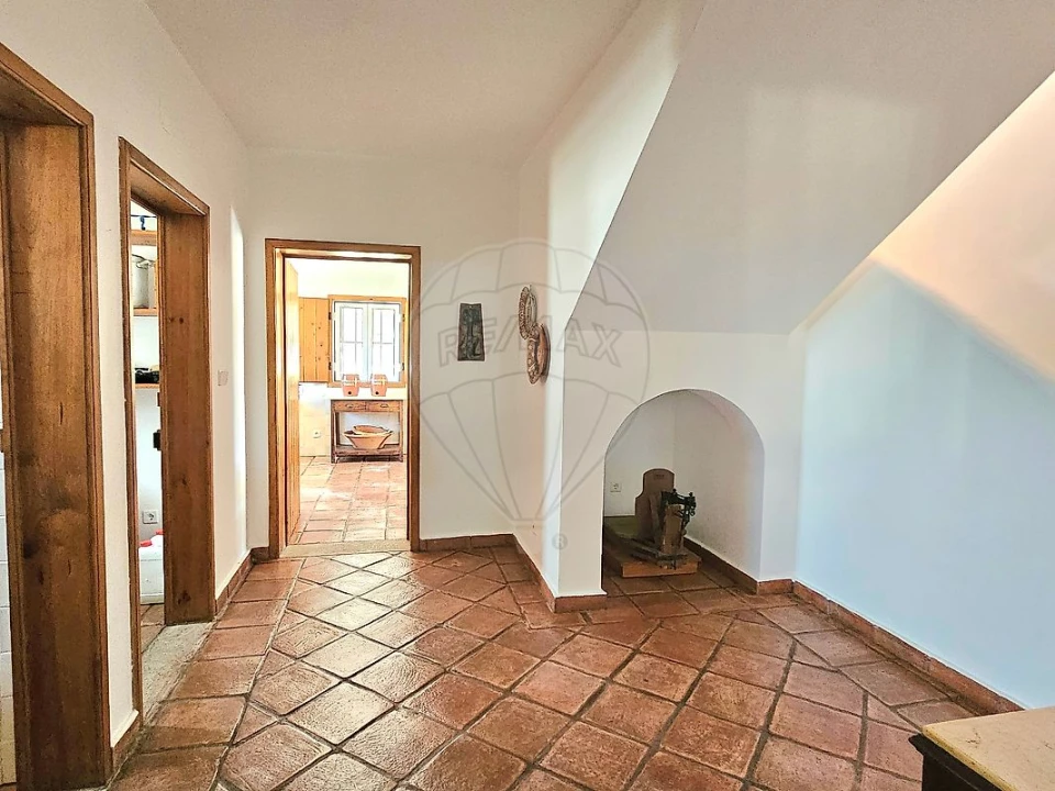 Moradia T6 para Venda em Viana do Alentejo Foto 23