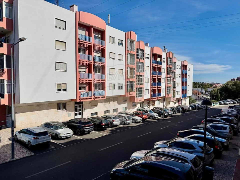 Apartamento T2 para Venda em Cacém e São Marcos Foto 17
