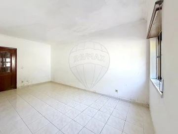 Apartamento T2 para Venda em Cacém e São Marcos