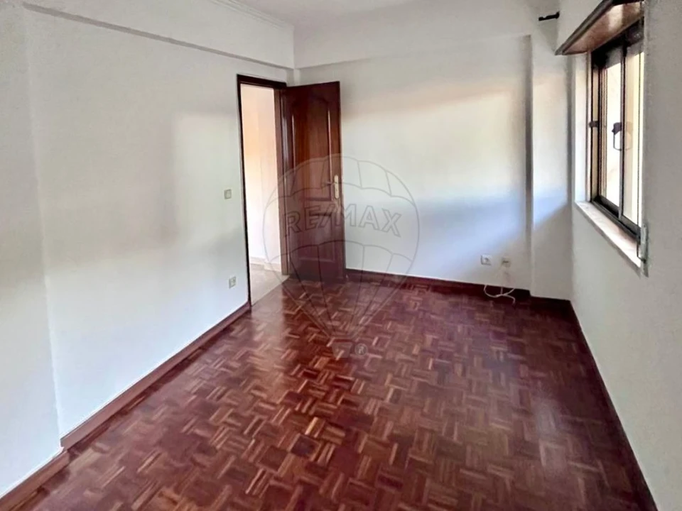 Apartamento T2 para Venda em Cacém e São Marcos Foto 7