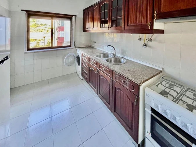 Apartamento T2 para Venda em Cacém e São Marcos Foto 9