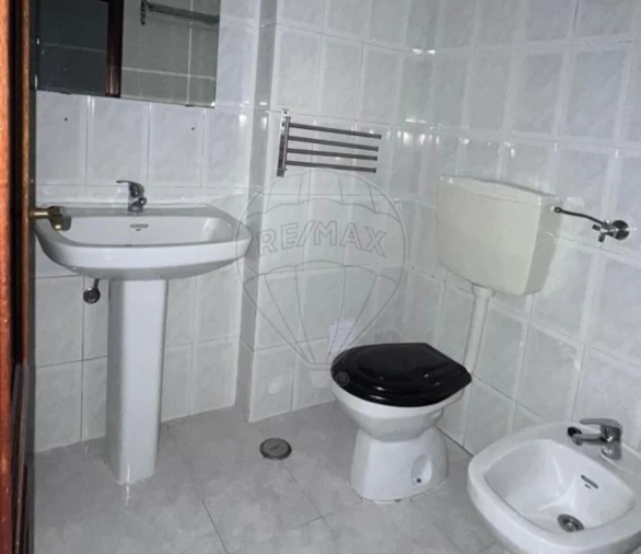 Apartamento T2 para Venda em Cacém e São Marcos Foto 11