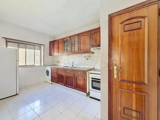 Apartamento T2 para Venda em Cacém e São Marcos Foto 15