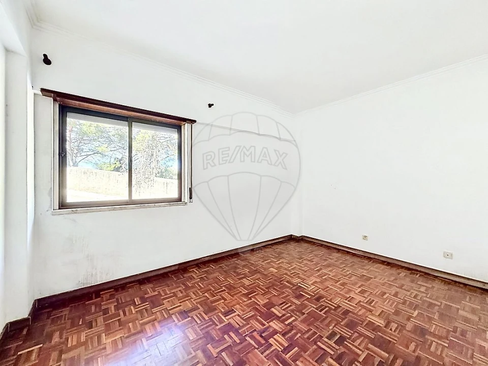 Apartamento T2 para Venda em Cacém e São Marcos Foto 8