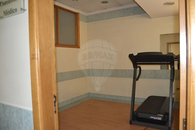 Loja para Venda em O. Azeméis, Riba-Ul, Ul, Macinhata Seixa, Madail Foto 6