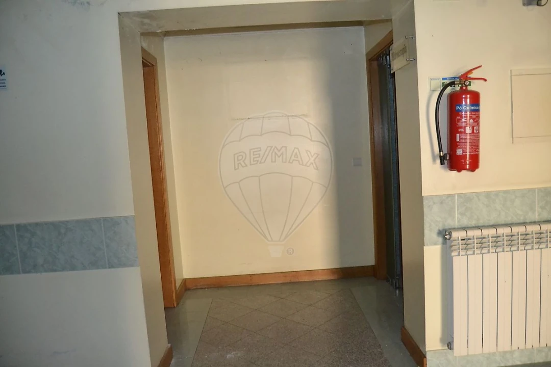 Loja para Venda em O. Azeméis, Riba-Ul, Ul, Macinhata Seixa, Madail Foto 12