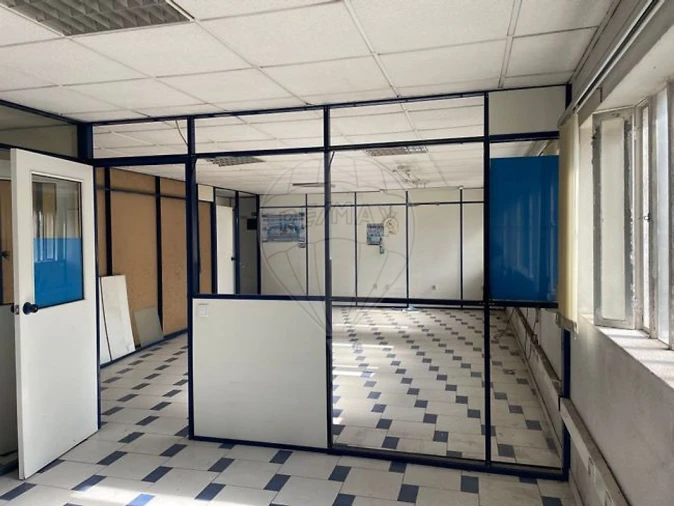 Moradia T3 para Venda em São Roque Foto 5