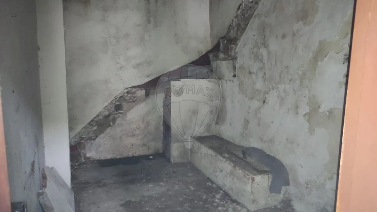 Moradia T3 para Venda em São Bartolomeu dos Galegos e Moledo Foto 6