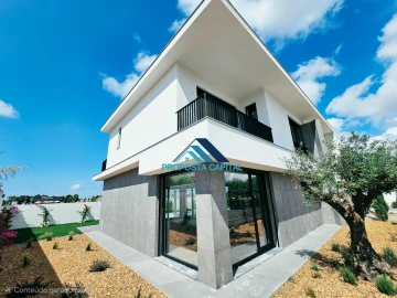 Moradia T5 para Venda em União das Freguesias de Setúbal